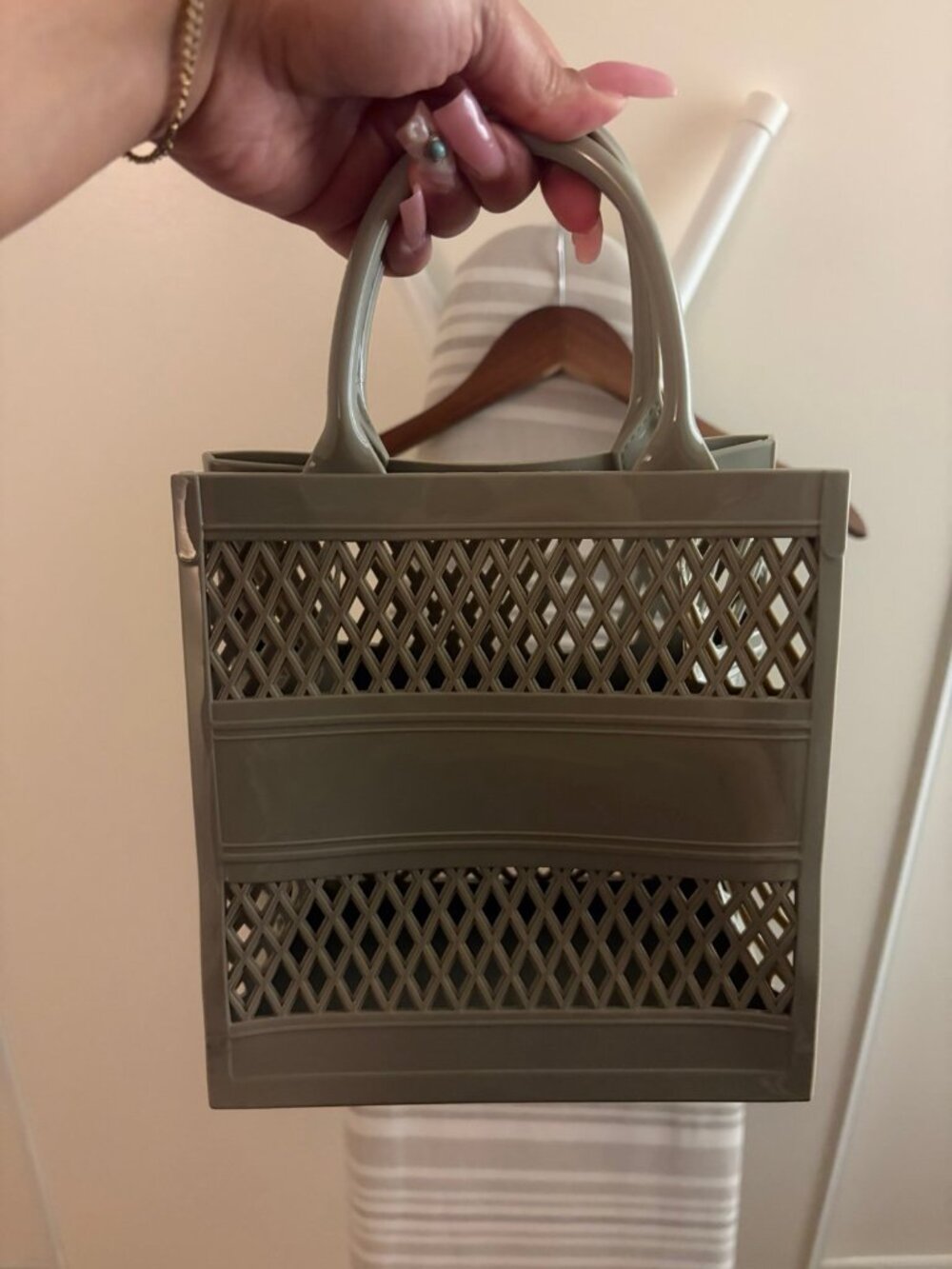 Women's olive green tote bag